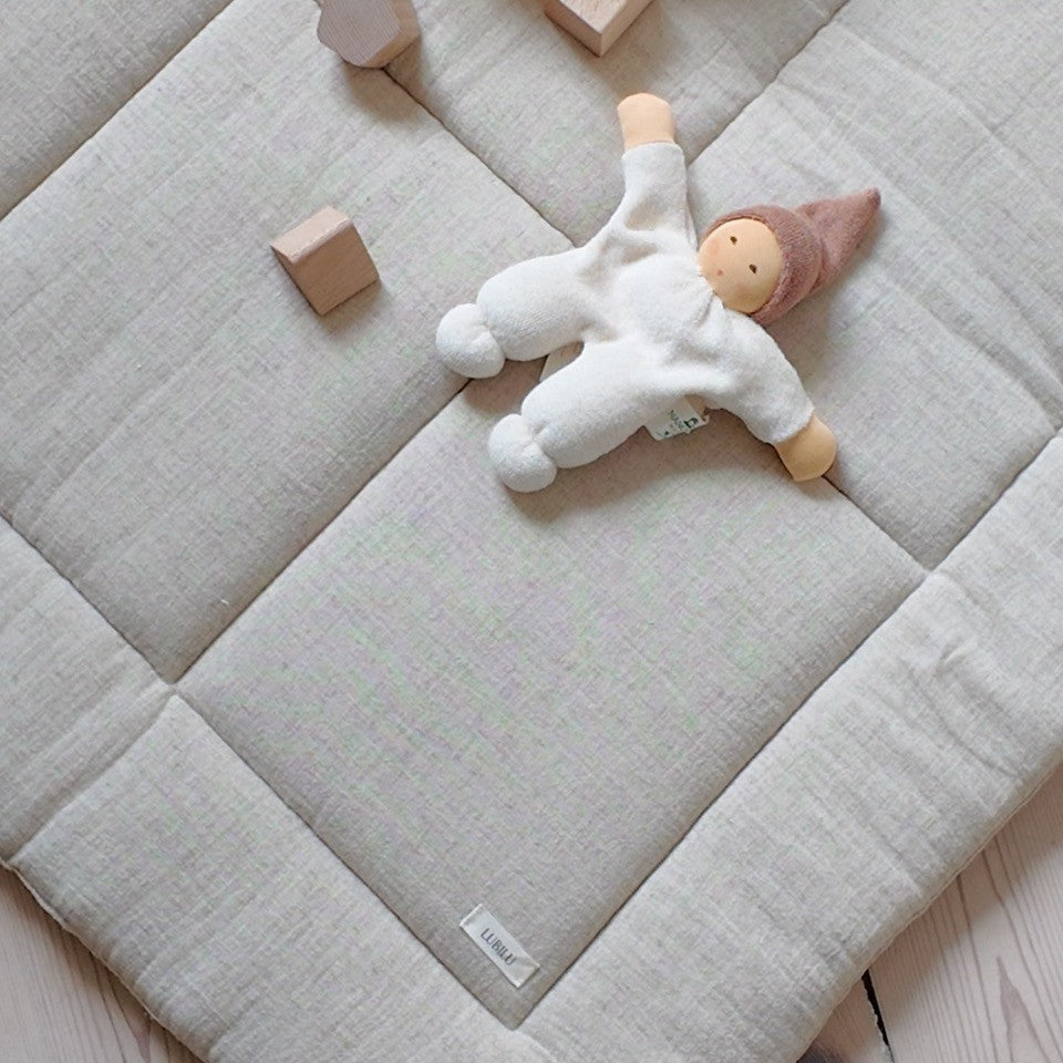 Tapis de jeu en lin beige