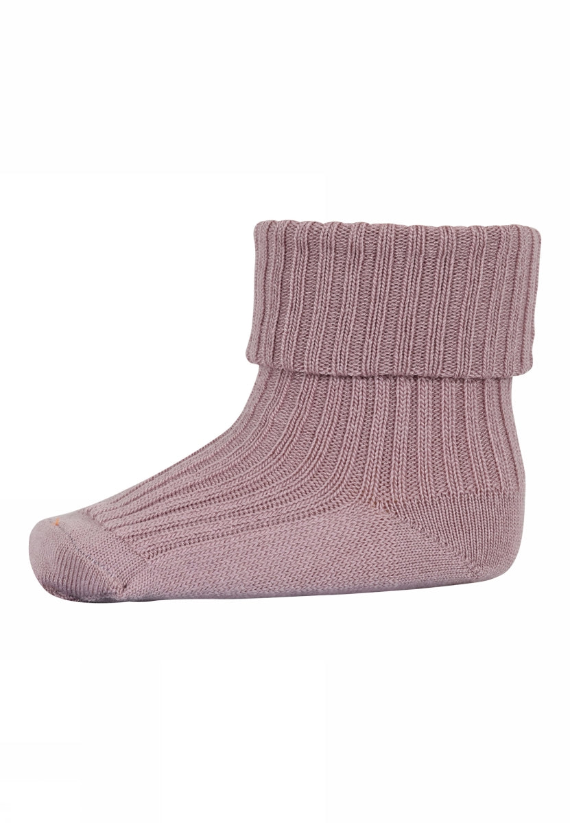 Chaussettes bébé en laine rose côtelées