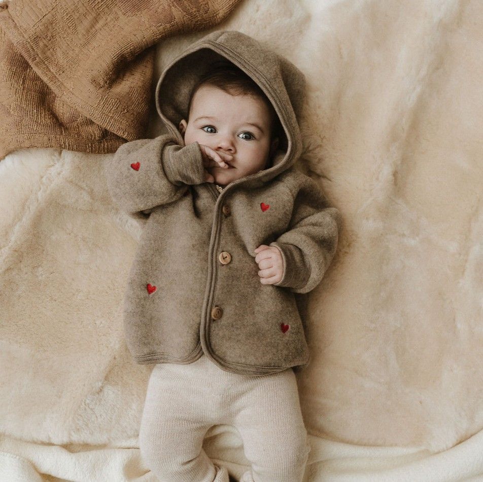 Babyslofjes hartjes limited edition walnoot - Charly's