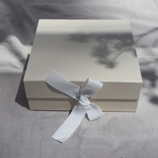Giftbox White - Charly's