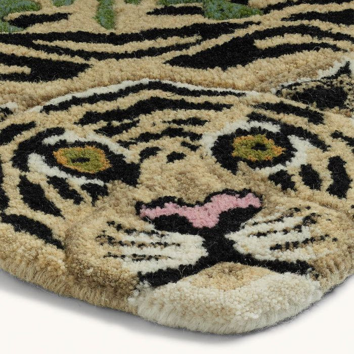 Tapis grand tigre blanc
