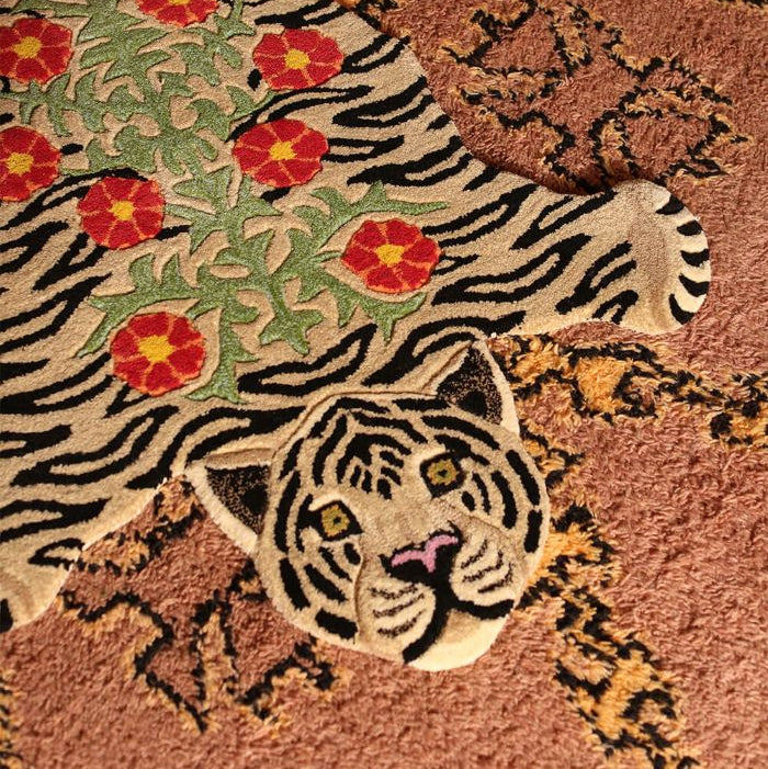 Tapis grand tigre blanc